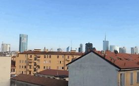 Isola View Renovated Apartment
